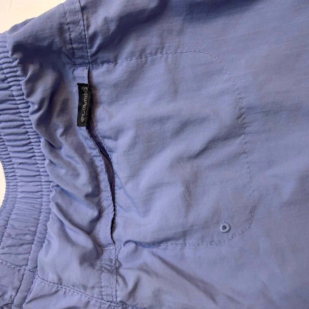 Columbia women's‎ Light Blue Athletic Shorts S Elastic Waist Drawstring Pockets